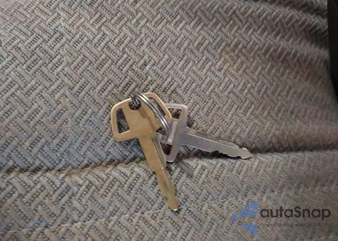 1995 Mitsubishi Mighty Max z USA, uszkodzony, nr VIN JA7LS21G3SP007739